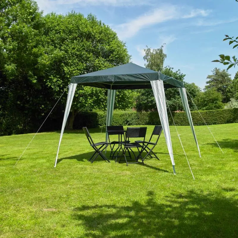 2.4m x 2.4m Outdoor Gazebo